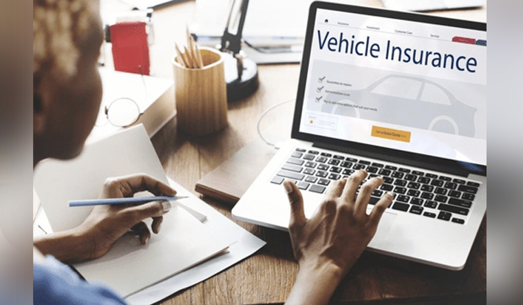 How To Choose The Right Vehicle Insurance Online? - Vimarsana News