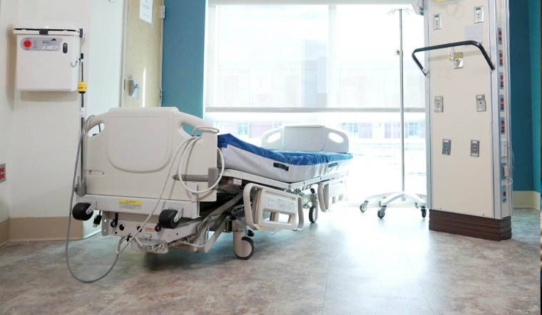 Considering a Hospital Bed Rental? Here's What You Should Know - Vimarsana News