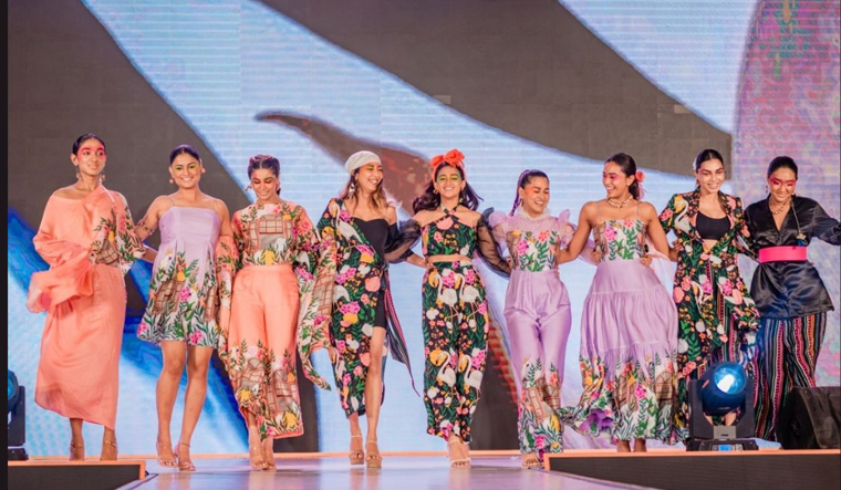 IWAA - Indian Women Achievers Awards Unveil a Night of Glitz and Glamour in Premier Ceremony - Vimarsana News