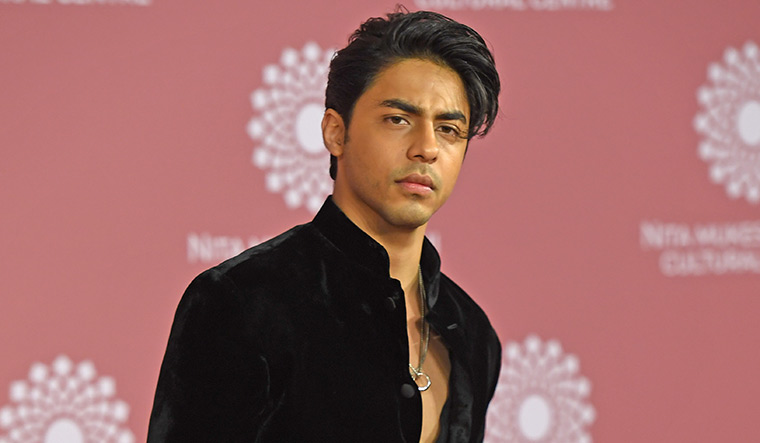 Shah Rukh Khan's son Aryan Khan to make his acting debut soon: Sources - Vimarsana News