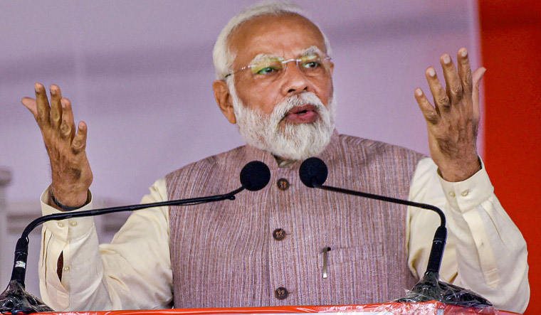 Congress leaders hurled different types of abuses at me 91 times: Modi in Karnataka - Vimarsana News
