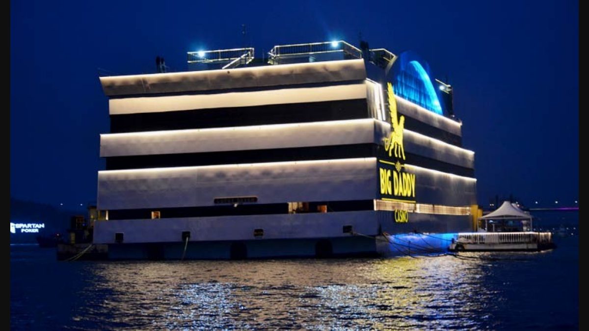 Experience Las Vegas in Goa: The floating casino on the Mandovi ...