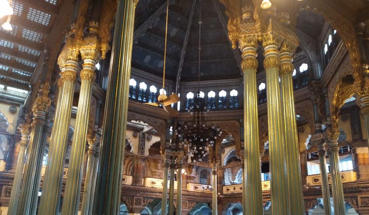 India's version of The Crown: How Maharajas and Maharanis are coronated in this part of the world - Vimarsana News
