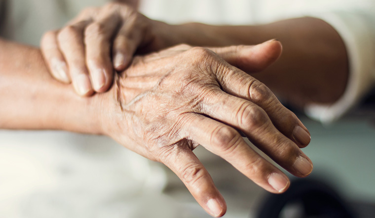 Dance, music therapy could help Parkinson's patients, caregivers: Indian study - Vimarsana News