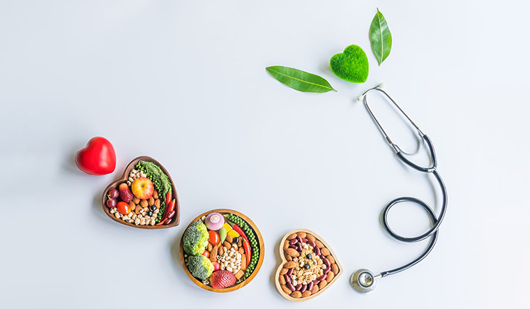 Six foods to lower the risk of heart disease