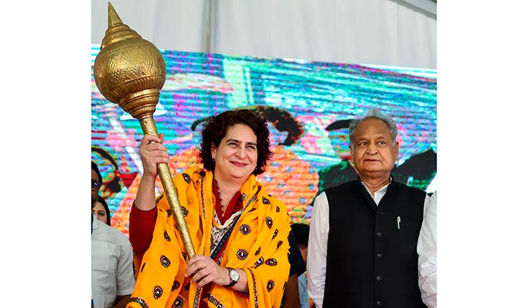 Congress going the saffron way to win MP, Chhattisgarh, Rajasthan - Vimarsana News