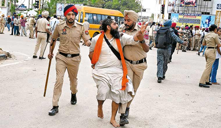 Centre and state govts join hands to neutralise Amritpal's threat - Vimarsana News