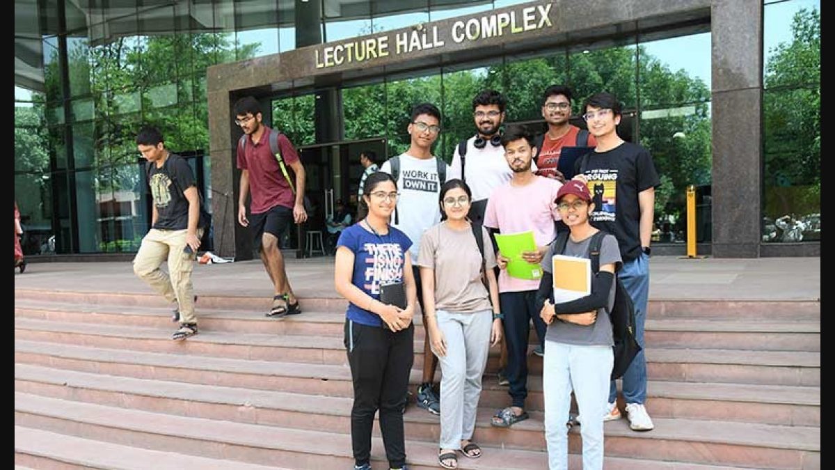 Why IITs are expanding their humanities and social sciences programmes -  The Week