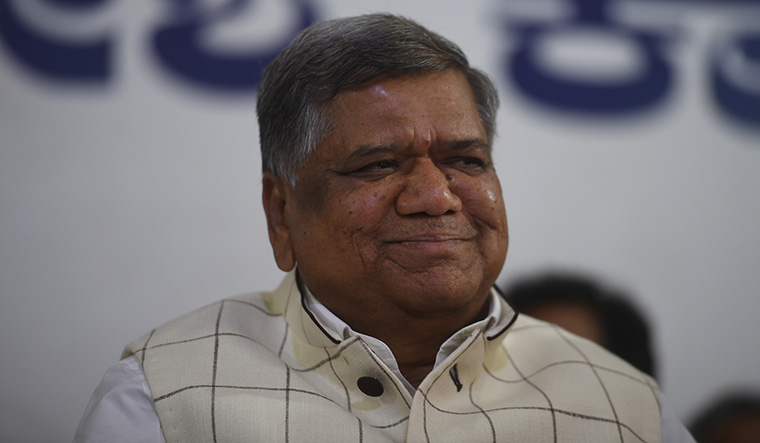Congress slams Jagadish Shettar for rejoining BJP, questions his conscience - Vimarsana News