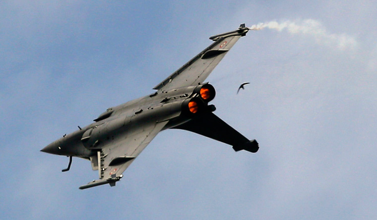 IAF wants to integrate SAAW and Astra weapon systems into Rafale jets - Vimarsana News