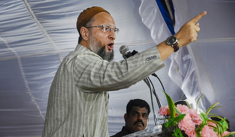 'Anti-Muslim hate speech:' Owaisi hits out at Amit Shah for his statement on Muslim reservation - Vimarsana News