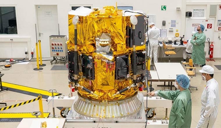 Japan's Hakuto-R Mission 1 crashes during attempted moon landing - Vimarsana News