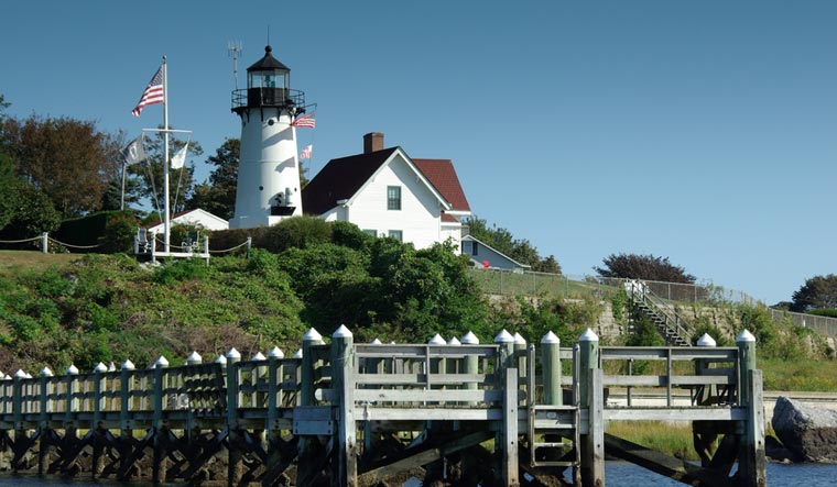 Why the US is giving away lighthouses for free - Vimarsana News