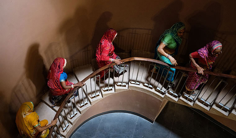 Climbing stairs could improve heart health - Vimarsana News