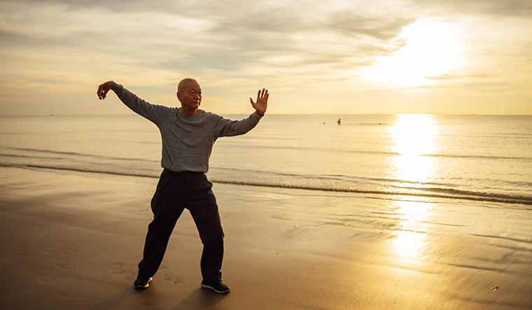 Tai Chi may slow symptoms of Parkinsons - Vimarsana News