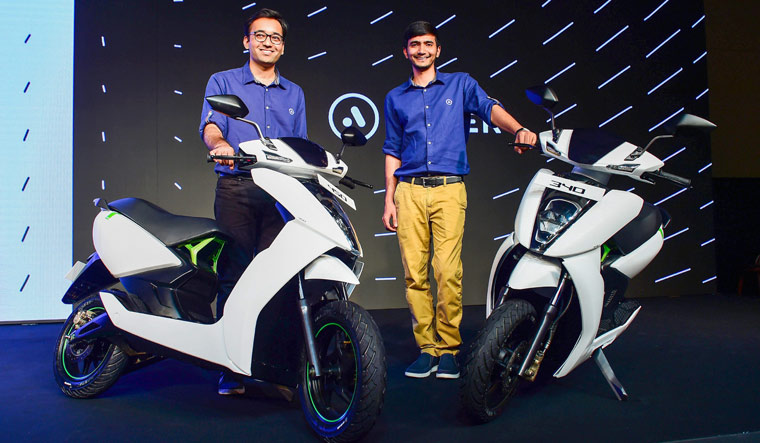 achiever two wheeler