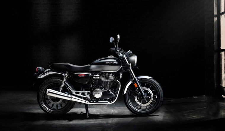 Honda unveils H ness CB350 motorcycle to take on Royal 