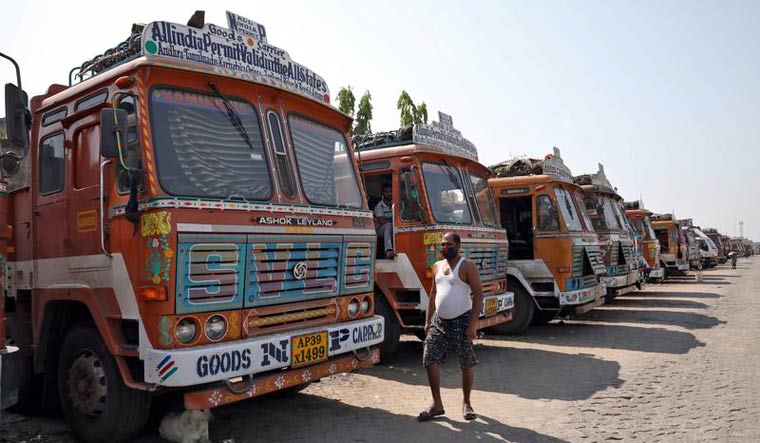 Indian road logistics industry expected to be on smooth ride in FY2024 - Vimarsana News