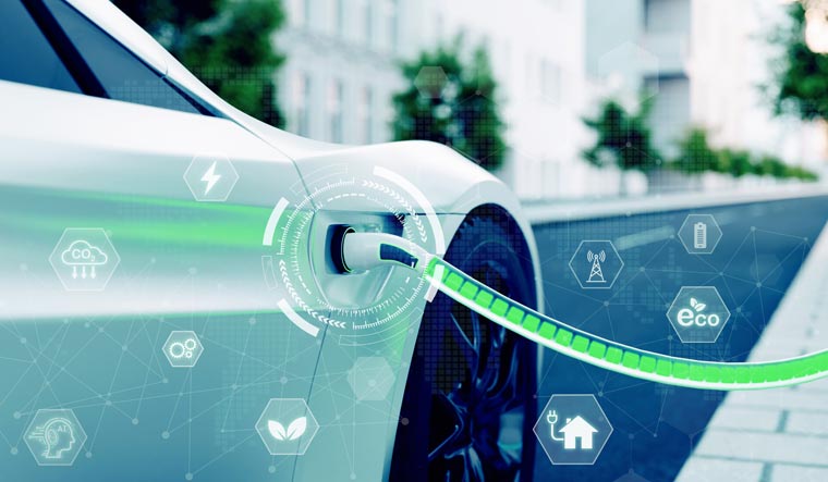 Electric vehicles paving the way for the end of the oil age - Vimarsana News