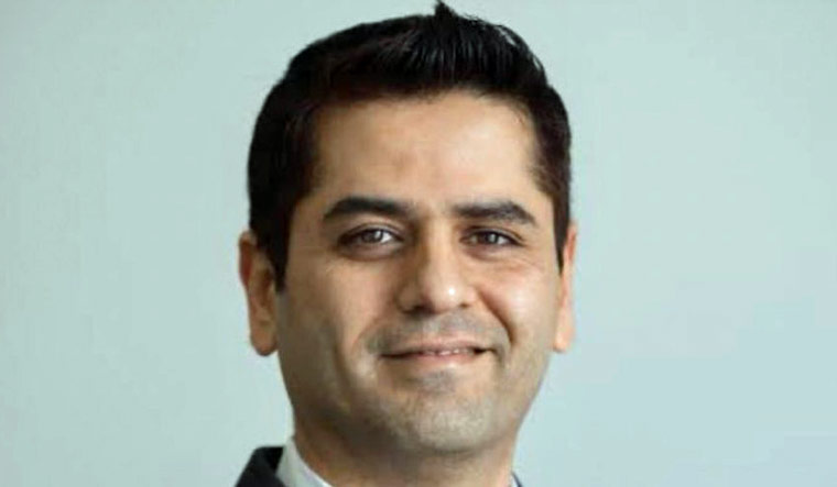 Who is Vaibhav Taneja, the new CFO of Tesla? - Vimarsana News