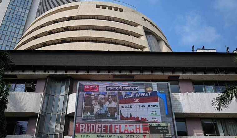 Equity markets range-bound on Budget day; PSU banks shine; realty, capital goods stocks decline - Vimarsana News