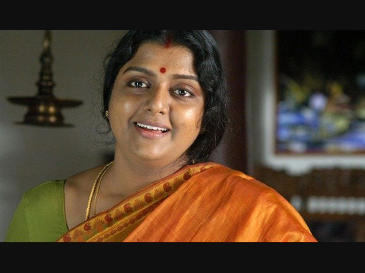 Case against actress Bhanupriya for 'harassing' minor domestic ...