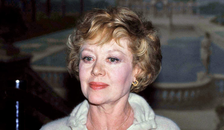 Glynis Johns, 'Mary Poppins' star dies at 100 - Vimarsana News
