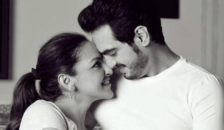 Esha Deol and Bharat Takhtani confirm separation after 11 years of marriage - Vimarsana News