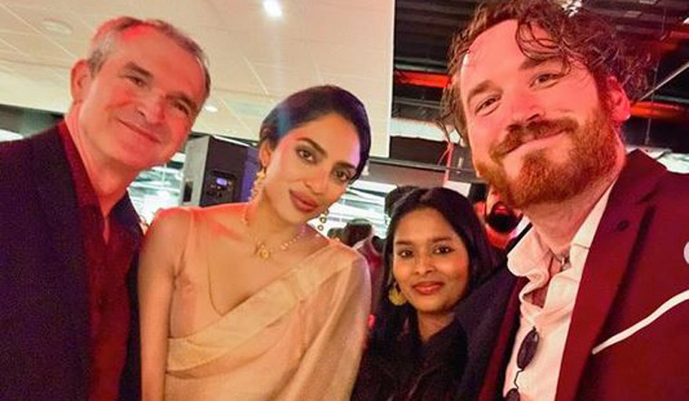 Korbin Miles of Our Stupid Reactions meets Sobhita Dhulipala at Monkey Man premiere - Vimarsana News