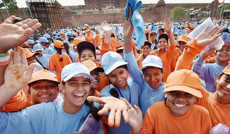 Happiness doesn't depend on wealth, says new study - Vimarsana News