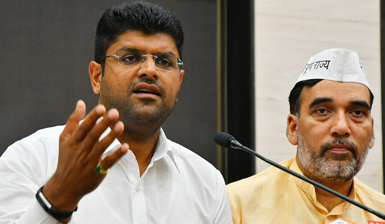 JJP, AAP join hands in Haryana; Dushyant calls Kejriwal an elder ...