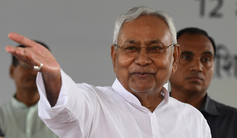Ruling Mahagathbandhan in Bihar on tenterhooks amid indications of Nitish Kumar returning to NDA - Vimarsana News