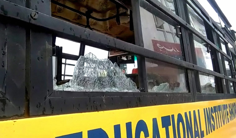 School bus overturns in Haryana, 6 students killed, 20 injured - Vimarsana News