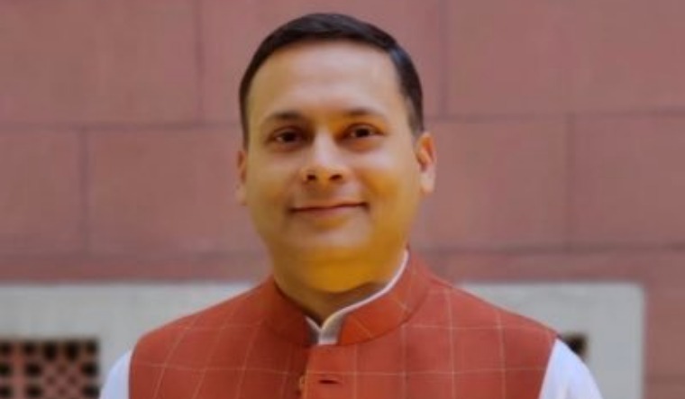 'Political opportunist': Amit Malviya targets Rahul Gandhi on his Manipur visit - Vimarsana News