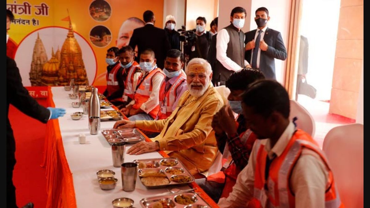 Kashi corridor: PM Modi showers petals on workers, has lunch with them -  The Week