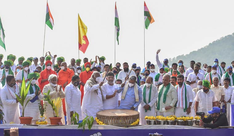 Karnataka: New working president for Congress amid Kumaraswamy's claim of 15 leaders joining JD (S) - Vimarsana News