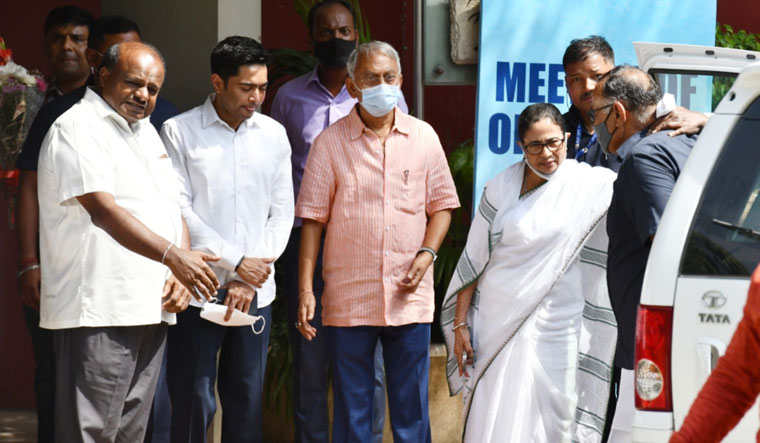 Eight new parties to participate in next week's Opposition unity meet; Sonia Gandhi to attend - Vimarsana News