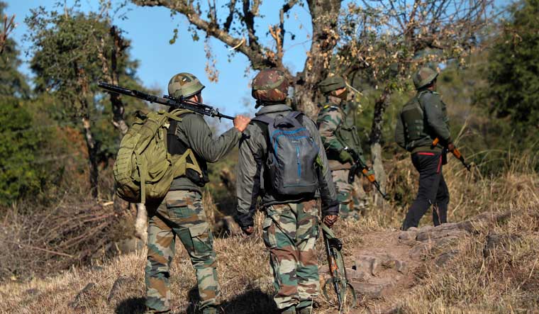 Kashmir: Fresh firing erupts in Rajouri - Vimarsana News