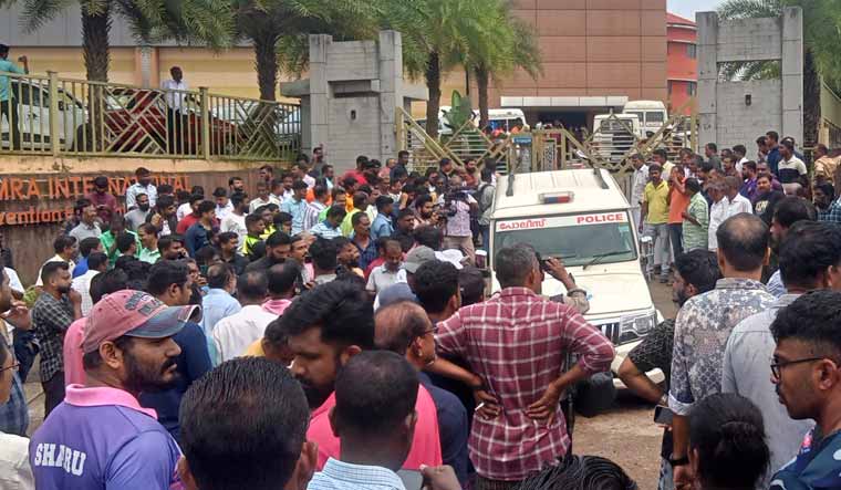 Kerala blast: Death toll touches 3 after 12-year-old girl dies of burn injuries; NSG grills accused - Vimarsana News