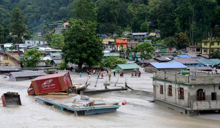 Sikkim flash flood: One of 23 missing soldiers rescued; search on for others - Vimarsana News