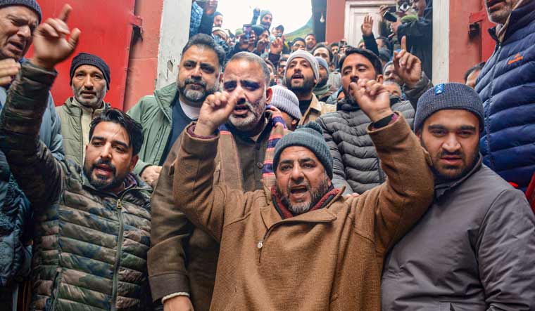 Rajouri-Poonch attack: Army transfers Brigadier, 3 officers after civilians' death - Vimarsana News