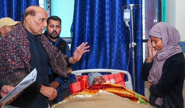 Rajnath reviews security in Poonch-Rajouri, promises justice to kin of slain civilians - Vimarsana News