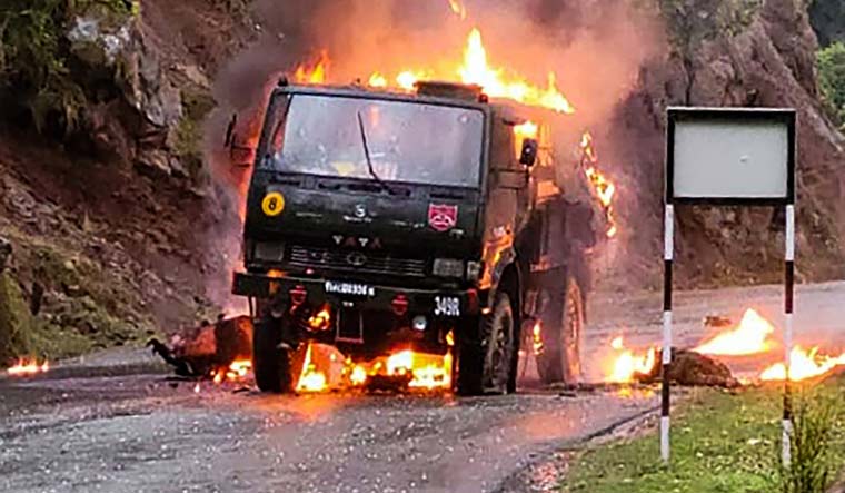 Five soldiers killed as terrorists attack Army vehicle in J&K's Poonch - Vimarsana News