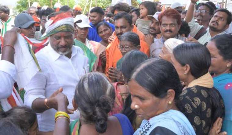 Telangana: Will the two-pronged approach of Congress work? - Vimarsana News