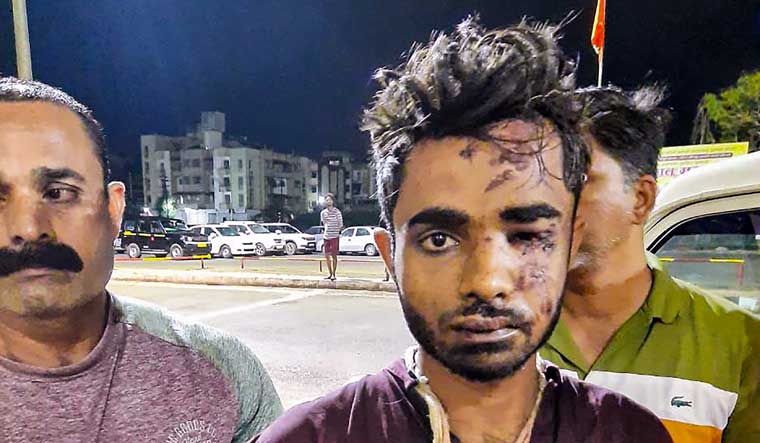 Kerala train arson case accused was self-radicalised through social media: NIA - Vimarsana News