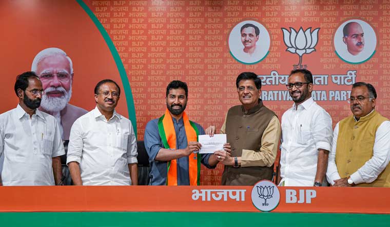 Why Anil Antony joining BJP is an embarrassment for Gandhi family - Vimarsana News