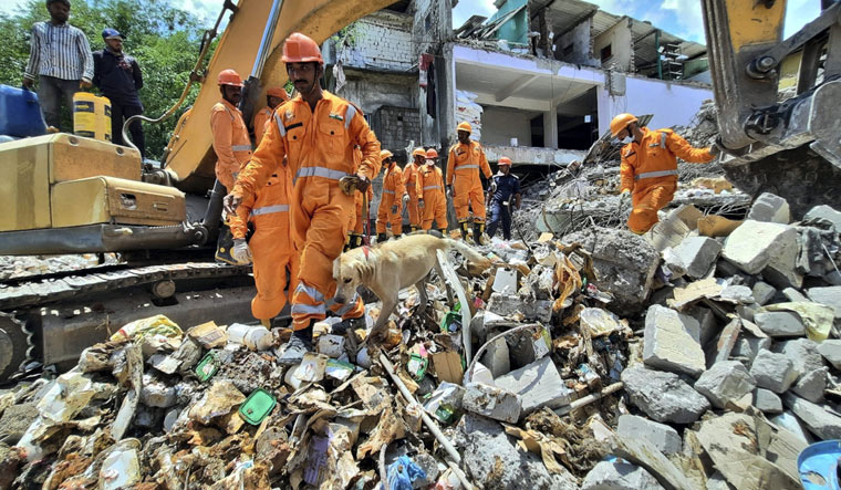 Bhiwandi building collapse: Death toll rises to 8; rescue operations close after 45 hours - Vimarsana News
