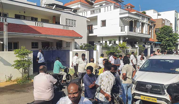 IT searches underway at multiple locations linked to DMK minister Senthil Balaji - Vimarsana News