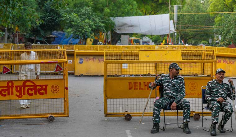 Security beefed up in Lutyens' Delhi for new parliament building inauguration - Vimarsana News