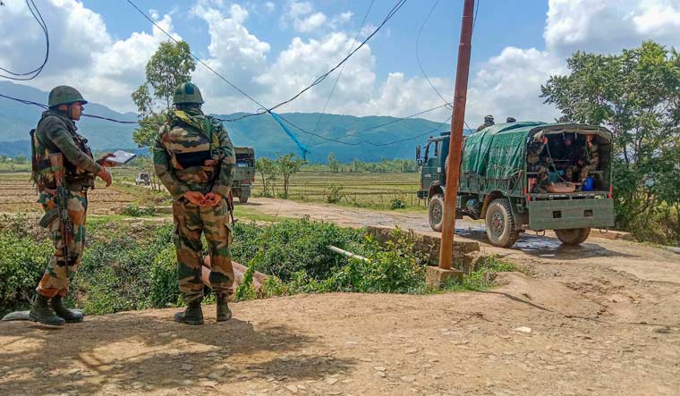 Manipur: 13 dead as fresh violence hits Tengnoupal district - Vimarsana News